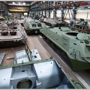 Lithuania Defense Minister Invites US Defense Contractors to Invest in the Country