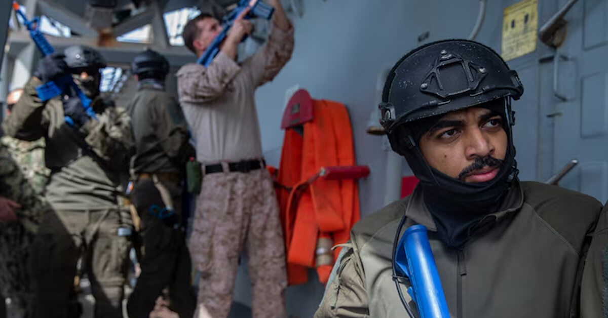 US, UAE Hold Iron Defender Maritime Exercise to Enhance Interoperability